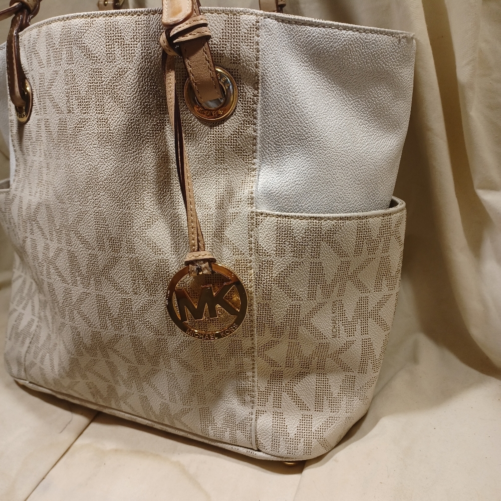 Michael kors tote - Picture 4 of 14